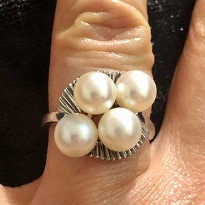 14K Gold Women's Genuine Pearl Cluster Ring